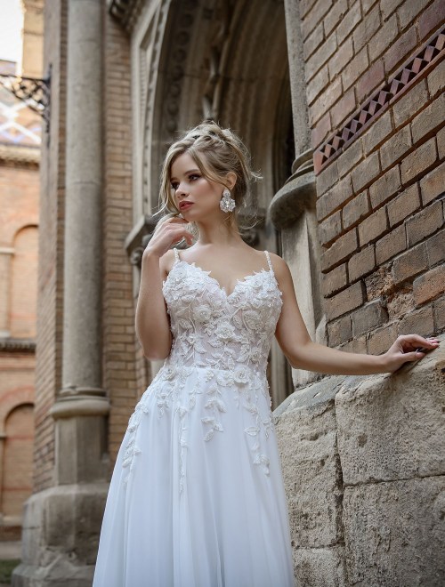 https://elisebride.ro/images/stories/virtuemart/product/VWD_SN_29       (2).jpg
